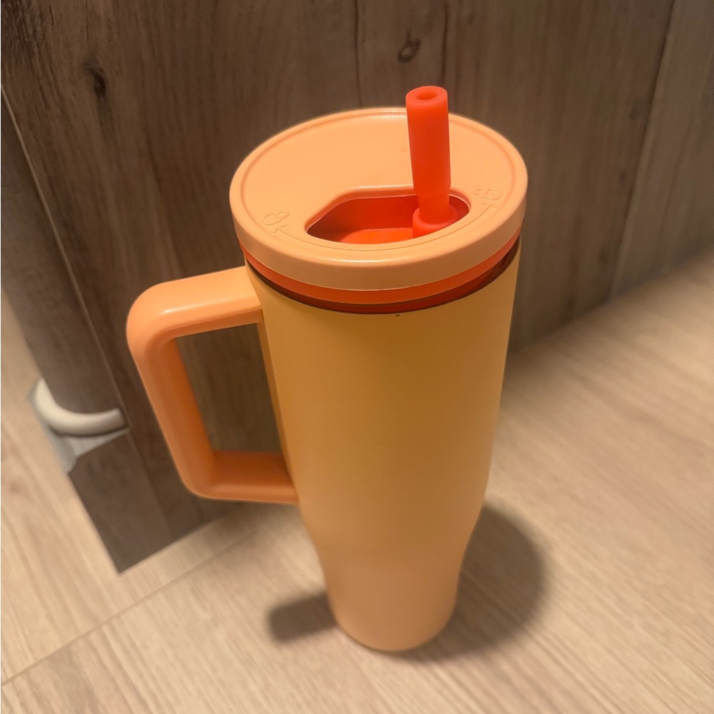 KISSKIND 40 oz Tumbler with Handle and Straw
